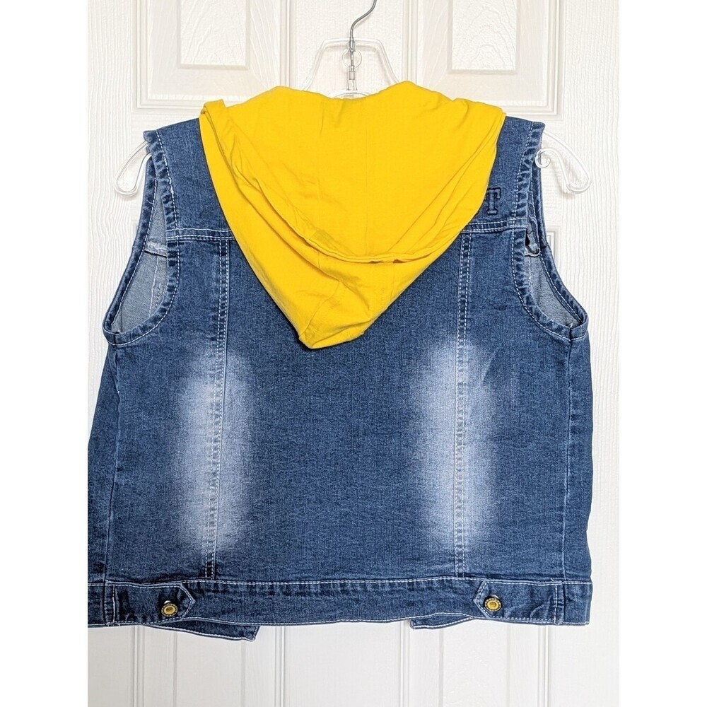 NWT Kids (Size 12Y) Distressed Denim Vest w/Yellow Jersey Hood & Patch Details - Picture 4 of 10